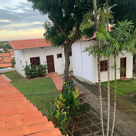 Morro Branco Suites - Hospedaria Morro Branco Beberibe Exterior foto