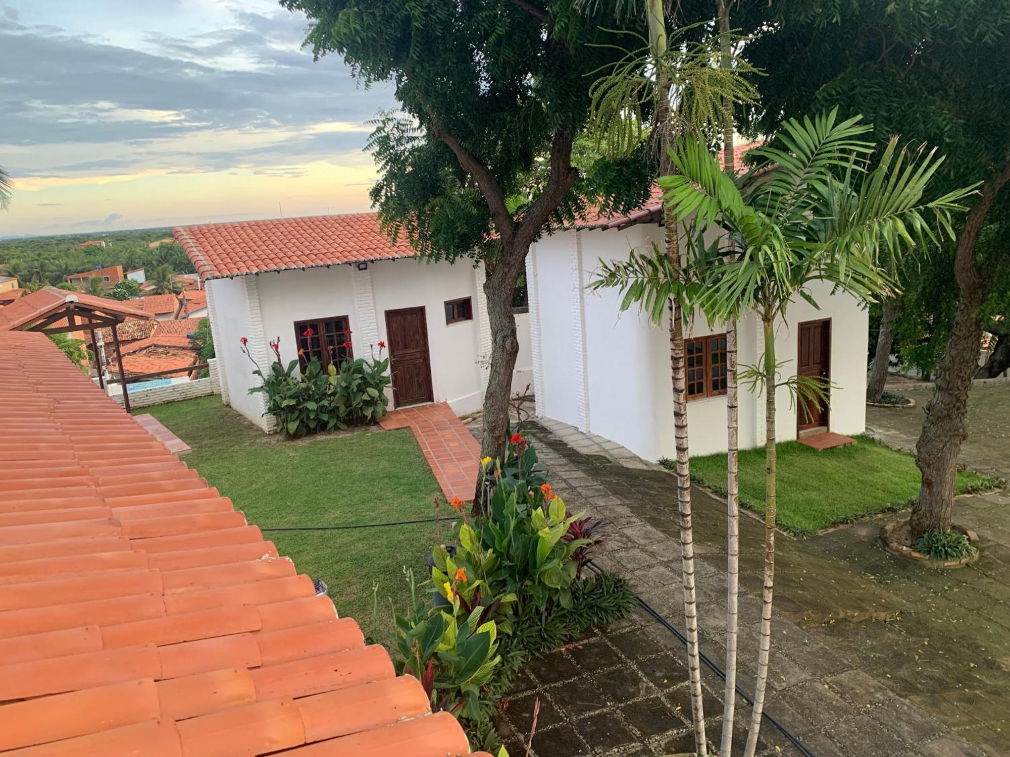 Morro Branco Suites - Hospedaria Morro Branco Beberibe Exterior foto